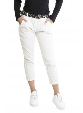 Chino con pence in velluto a coste fine